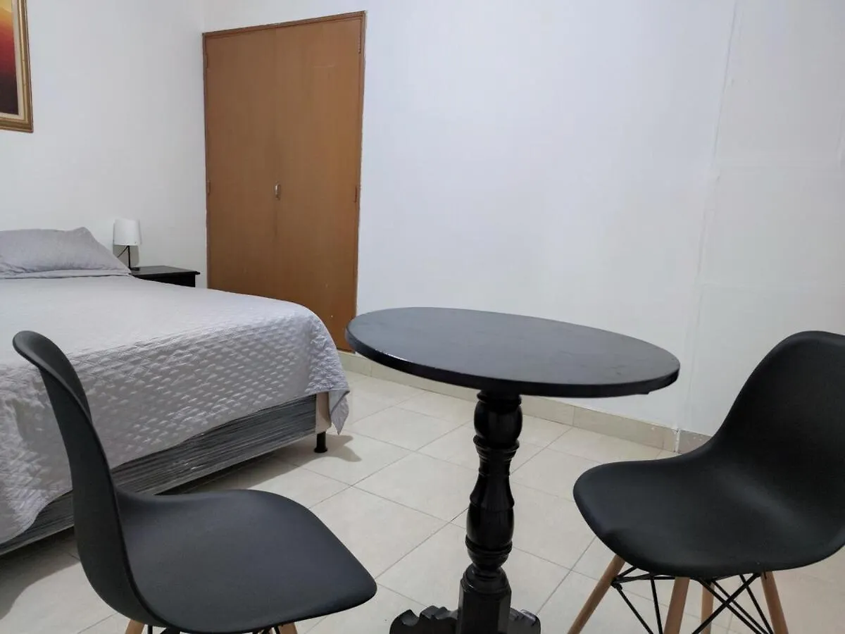 Villa Casa Amplia En Medellín 0*,